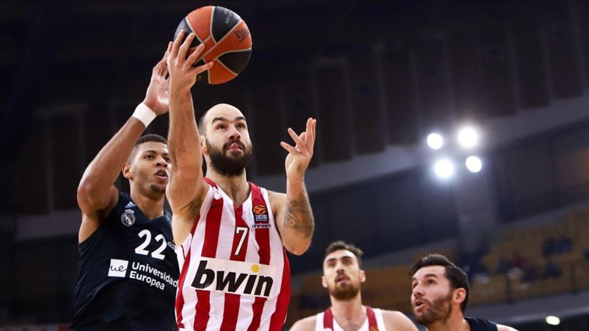 Spanoulis, estrella de Olympiacos, en el encuentro contra el Real Madrid