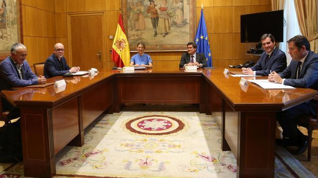 Reforma laboral: La CEOE vota 'sí' y allana la derogación de parte del ...