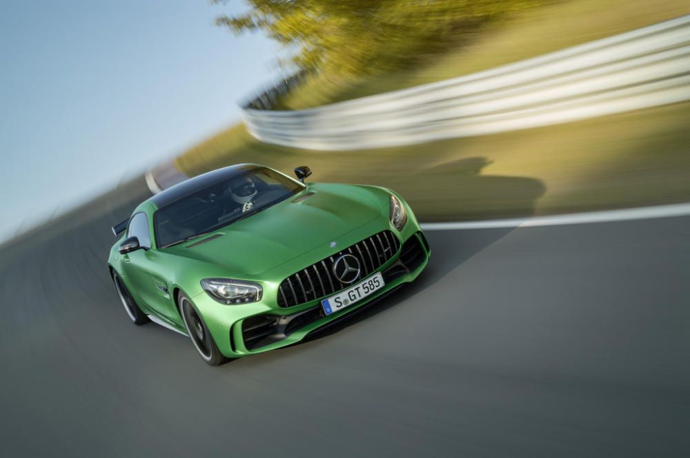 El nuevo Mercedes AMG GT-R