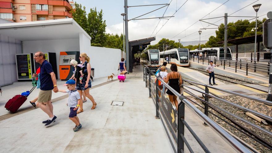 La estación Intermodal de Benidorm registra más de 25.000 usuarios en su primer año de funcionamiento