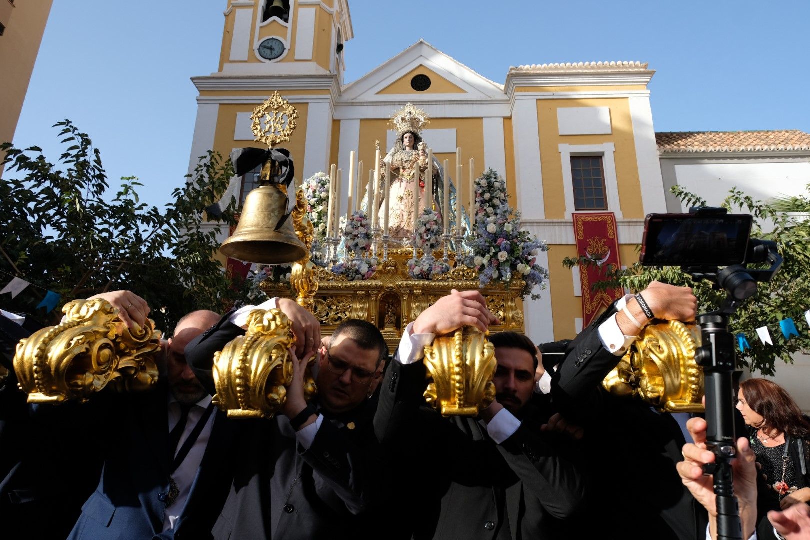 La Virgen del Rosario recorre El Palo