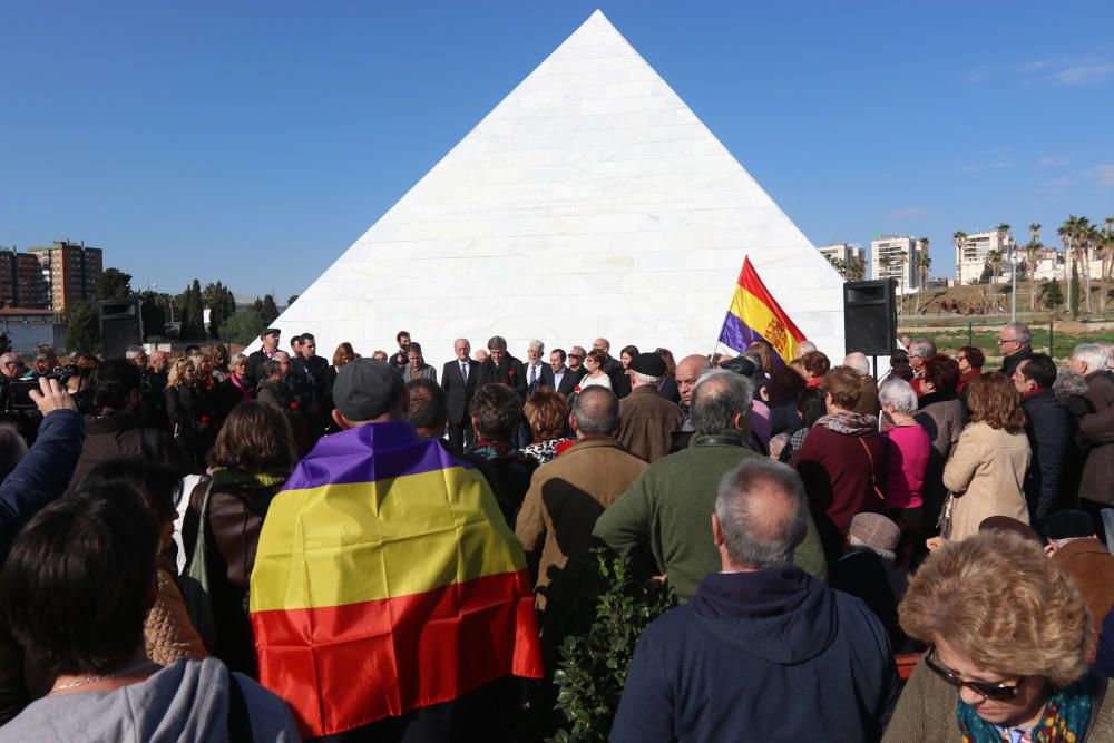 Primer homenaje oficial a las víctimas del franquismo en Málaga