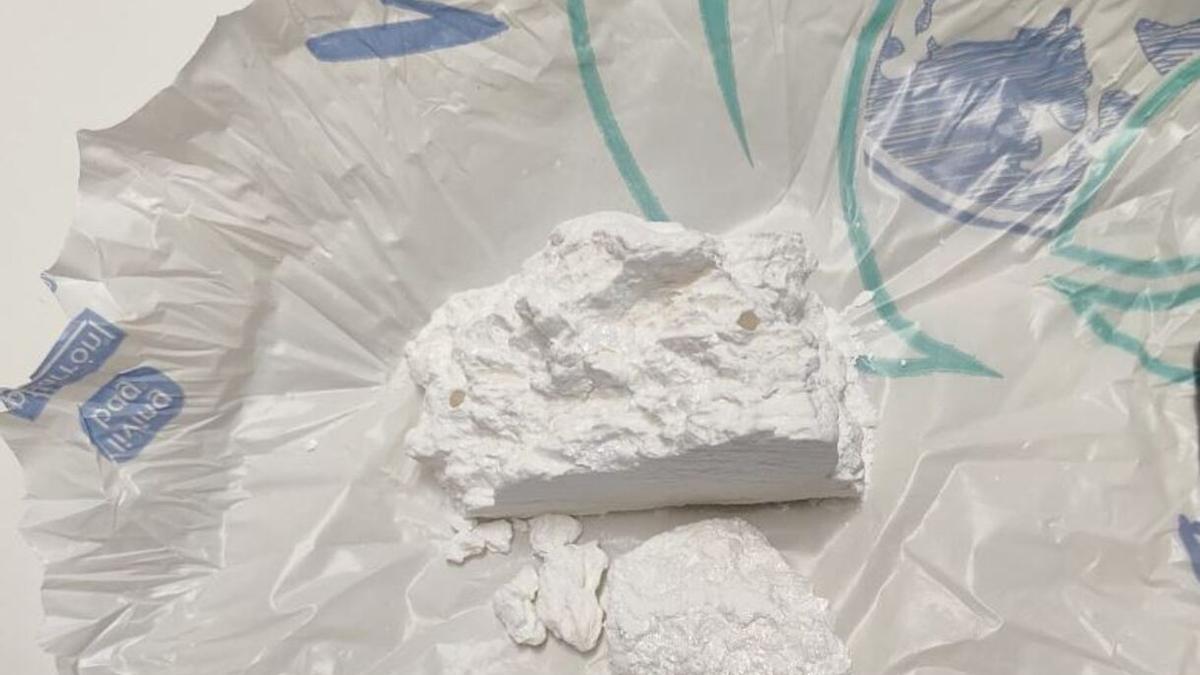 La piedra de cocaina incautada por la Policía Local de Silla
