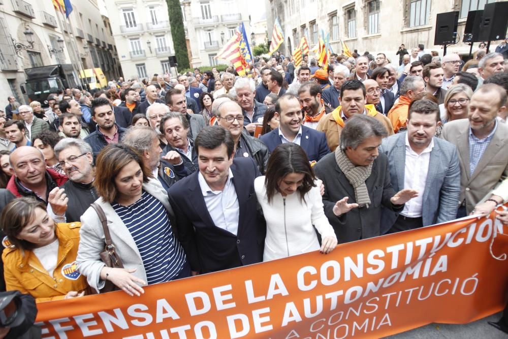 Concentración de Ciudadanos en defensa del Estatuto de Autonomía