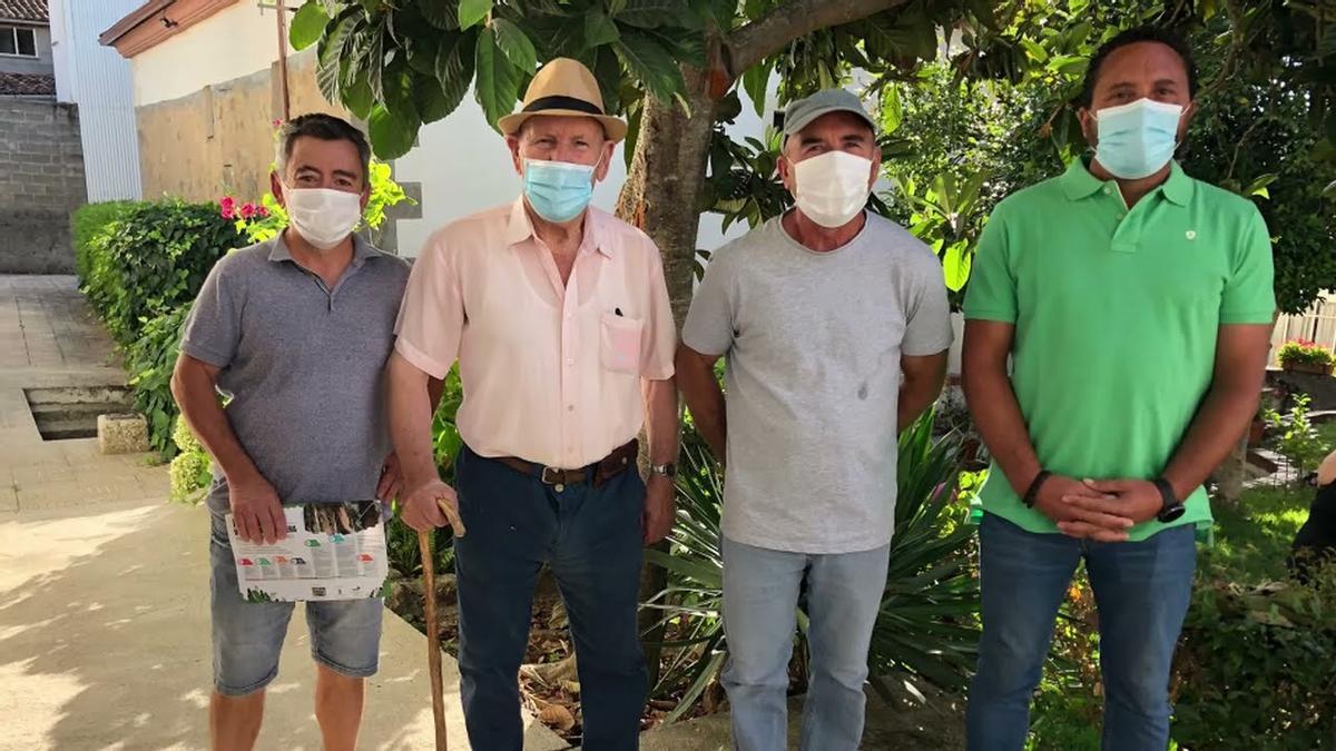 Los profesionales veratos durante la presentación de la I Semana del Agua en La Vera.