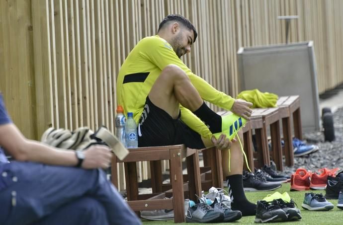 LAS PALMAS DE GRAN CANARIA. Entrenamiento de la UD Las Palmas  | 11/12/2019 | Fotógrafo: José Pérez Curbelo