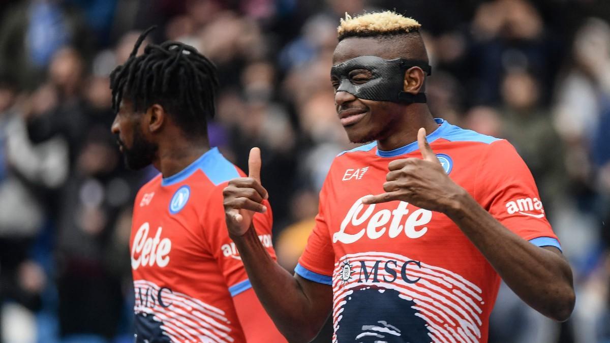 Osimhen celebrando un gol con el Nápoles