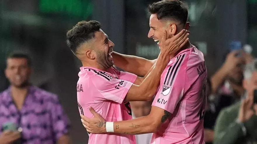 ¡Increíble asistencia de Jordi Alba! La calidad del tacón...