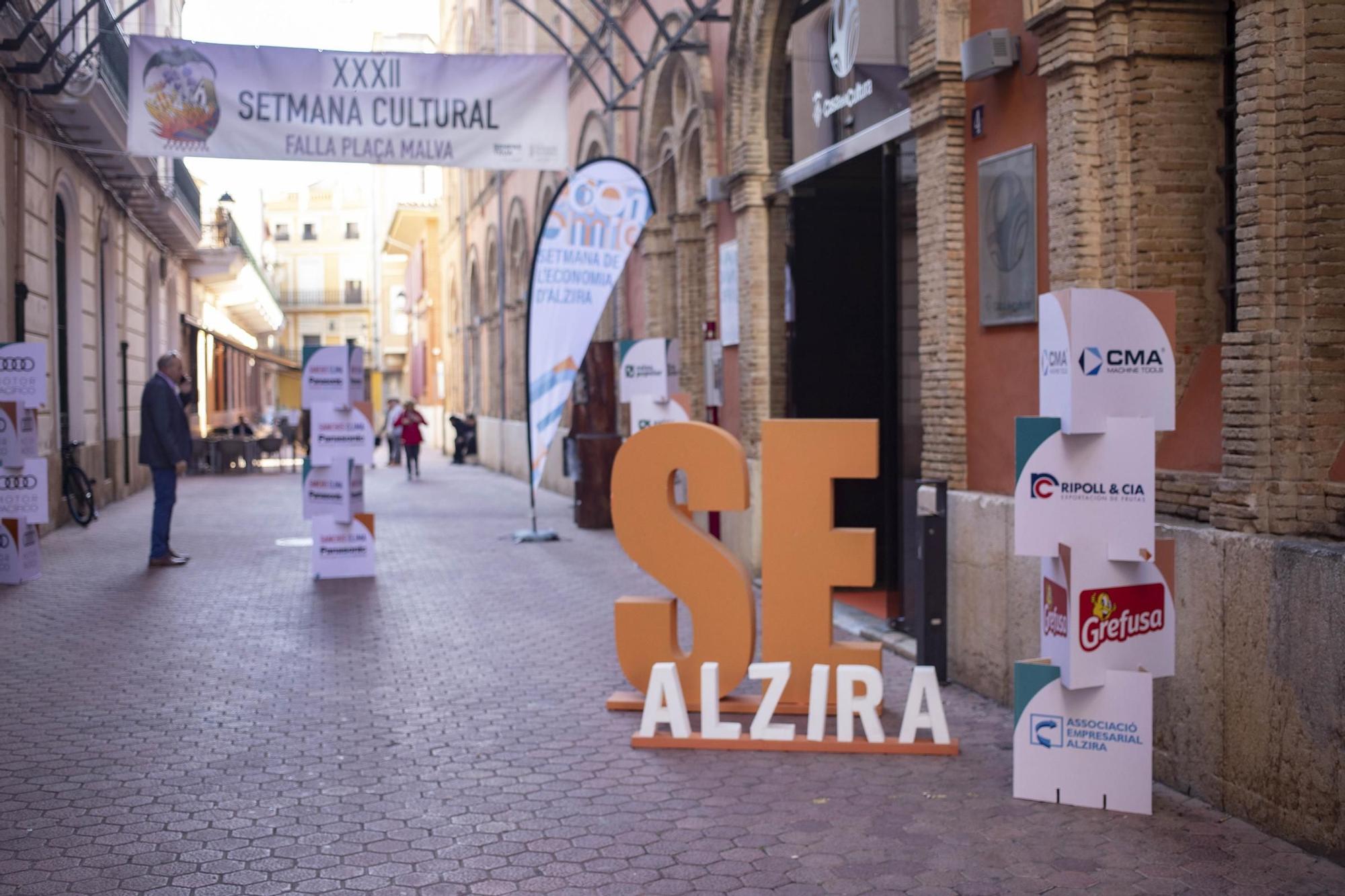 Inauguración de la XVI Semana de la economía de Alzira