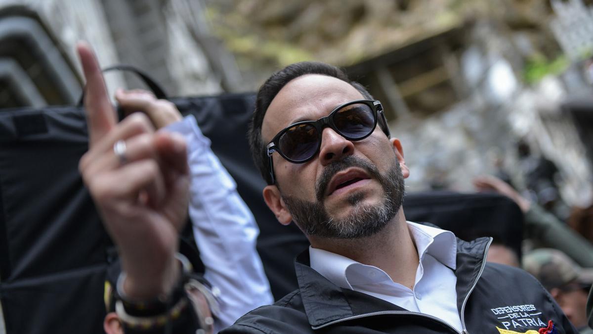 HRW pide a De la Espriella medidas para poner fin al reclutamiento infantil por parte de los grupos armados en Colombia