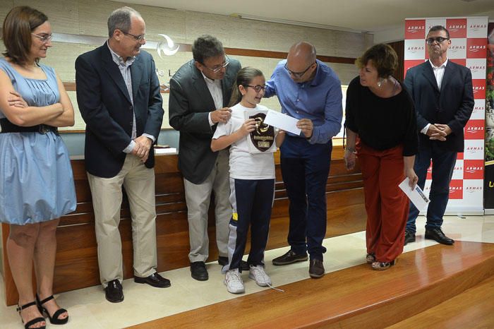 ENTREGA PREMIOS PINTURA ESCOLAR AUTORIDAD ...