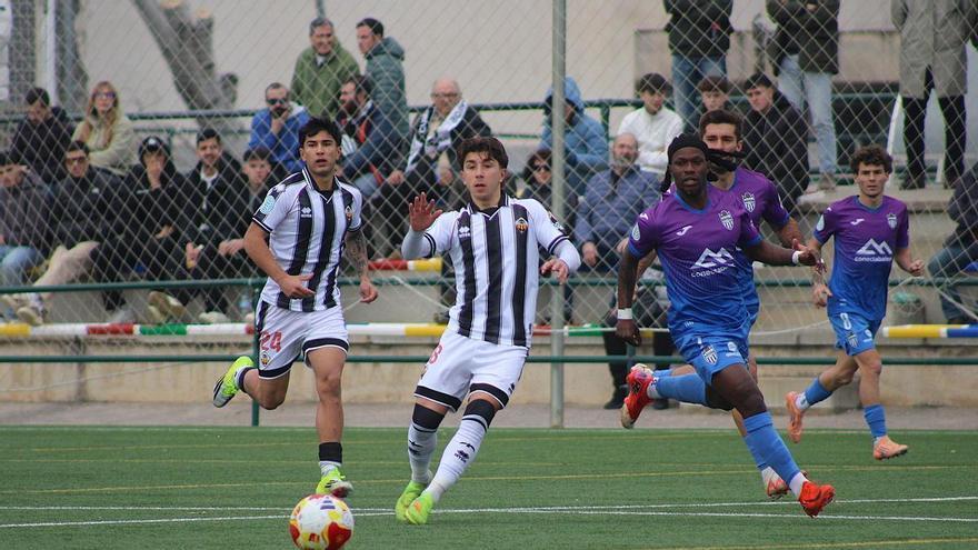 La crónica | Rubén Catalá debuta, marca y el Castellón B encadena el segundo triunfo (2-1)