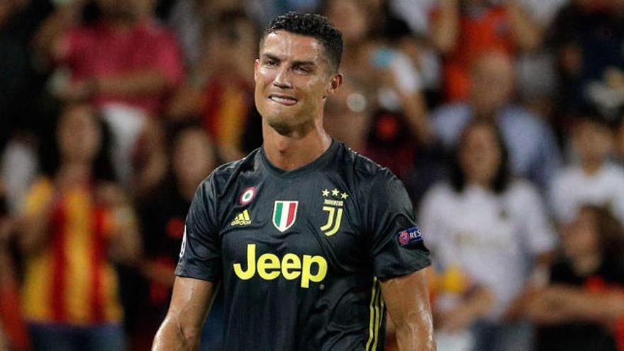 La Juventus pidió explicaciones al árbitro por haber expulsado a Cristiano