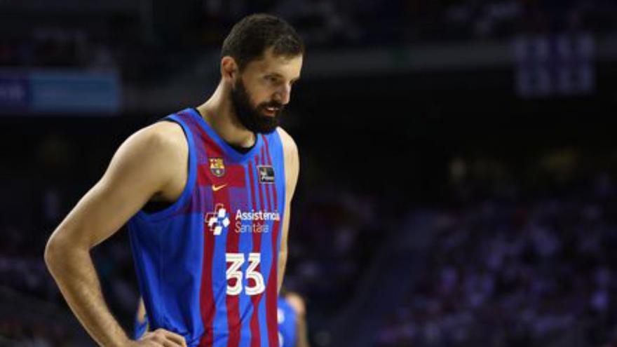 El Barça reconeix les molèsties de Mirotic