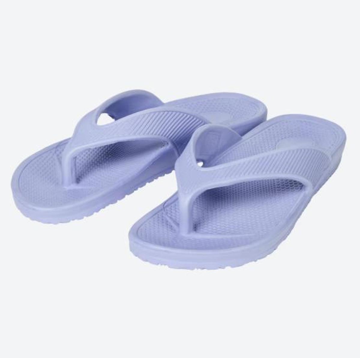 Chanclas.