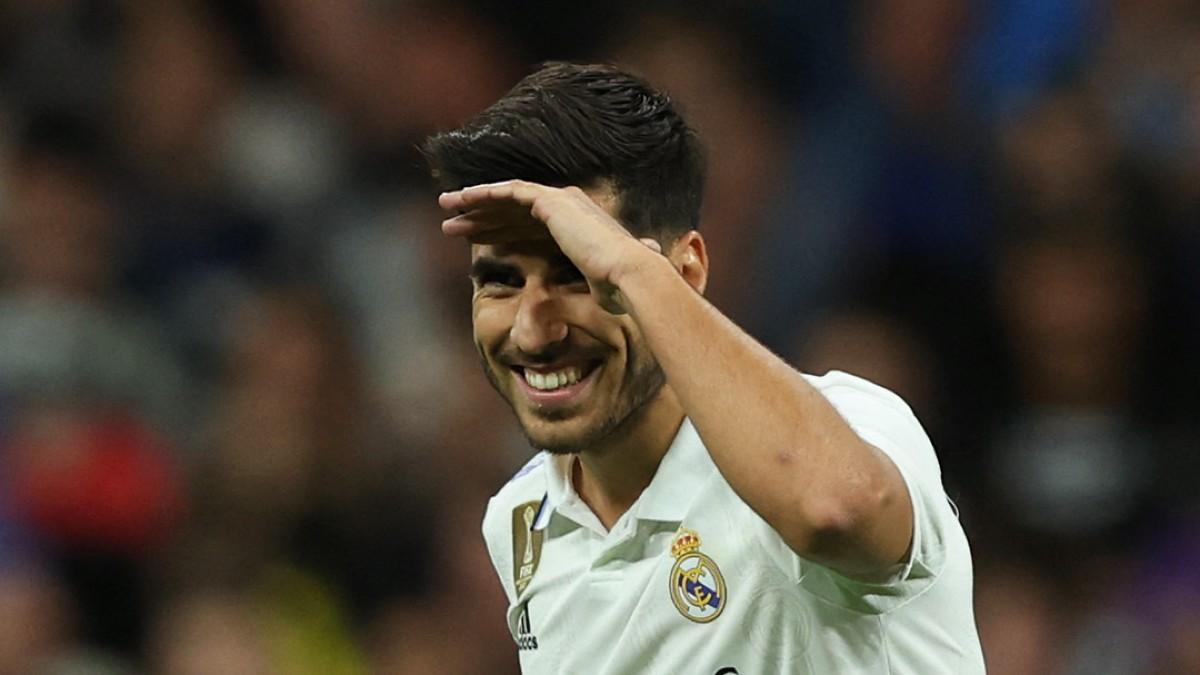 Asensio celebra su gol