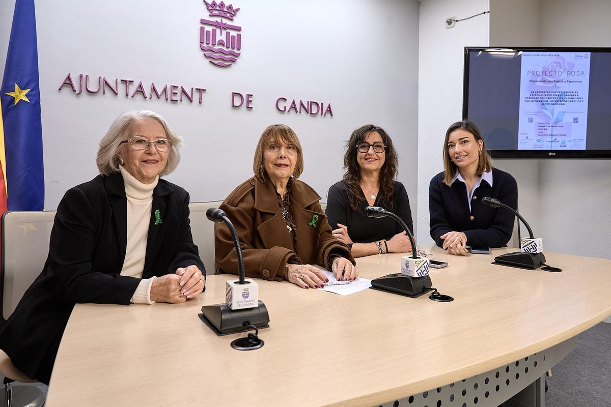 Rueda de prensa de la presentación de "Proyecto Rosa"