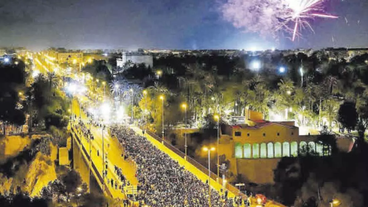 4.000 atletas toman las calles de Elche en su carrera nocturna