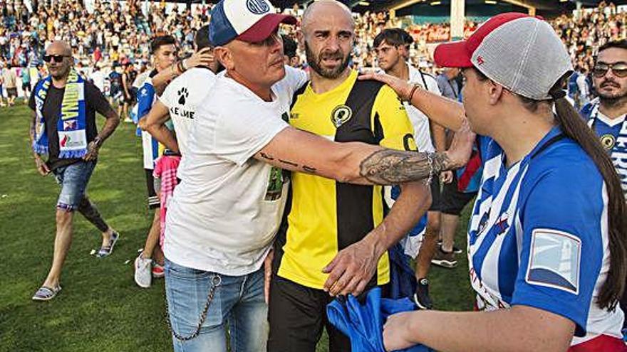 Chechu Flores (Hèrcules), desfet al final del partit en què el Ponferradina va assolir l&#039;ascens.