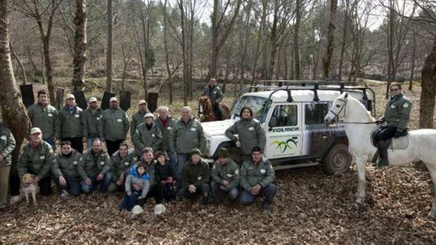 Integrantes del equipo de Voluntariado Ambiental formado en San Vicente de Trasmañó.  // F.M.