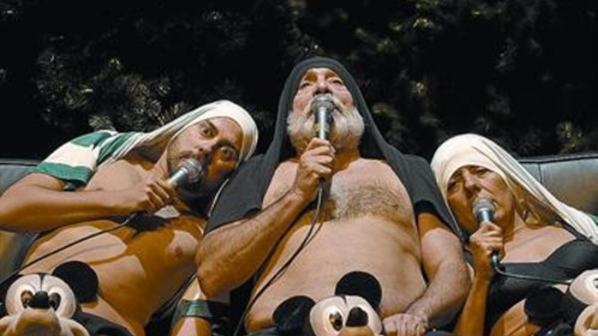 Oriol Guinart, Lluís Marco y Míriam Iscla, en una escena de 'MCBTH (Macbeth)'.