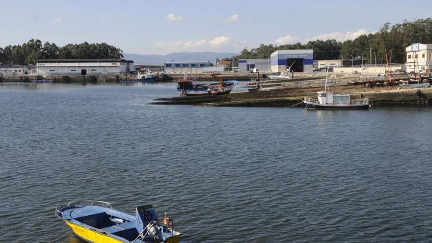 Portos saca a licitación la explotación de una nave de cultivos marinos en Tragove