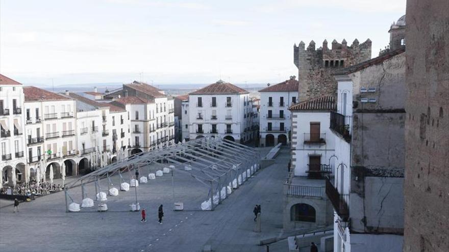 La organización confía en que Lydia Lozano promocione el carnaval cacereño en sus redes