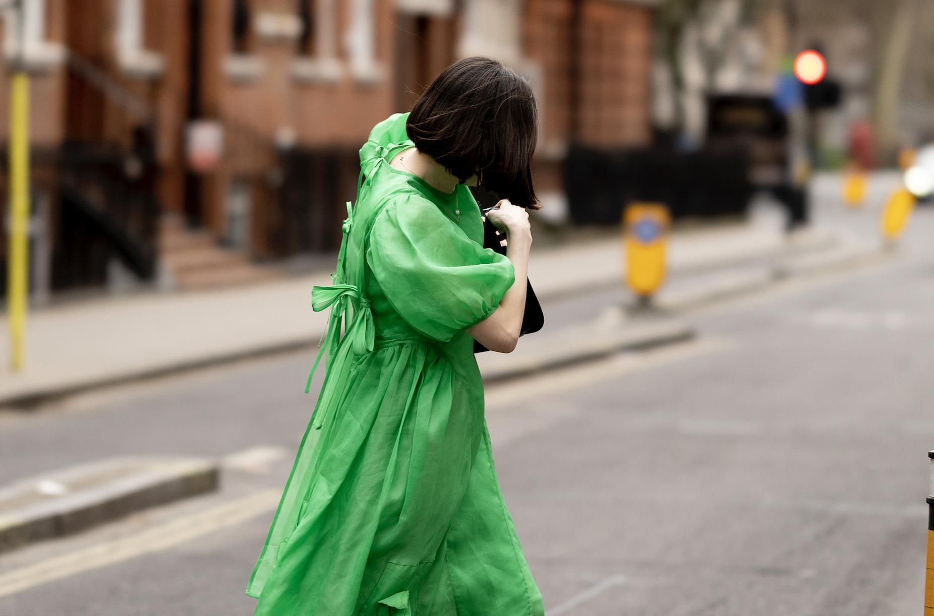 7 vestidos verdes de Mango para los 7 días de la semana - Woman