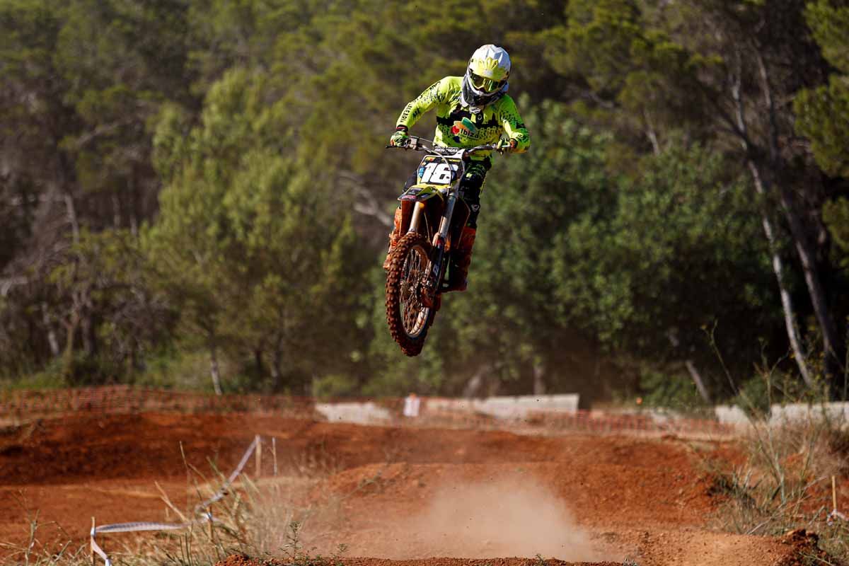 Motocross para valientes en Santa Eulària