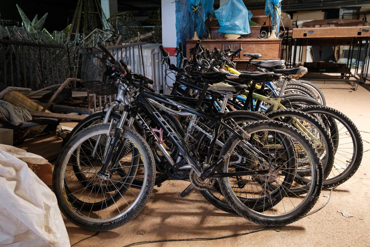 Todas las imágenes del proyecto de Alba Pau y sus bicicletas que llegarán a África.