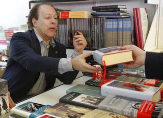 La literatura en español llora la muerte de Javier Marías: "Era el mejor candidato al Nobel de la España actual"