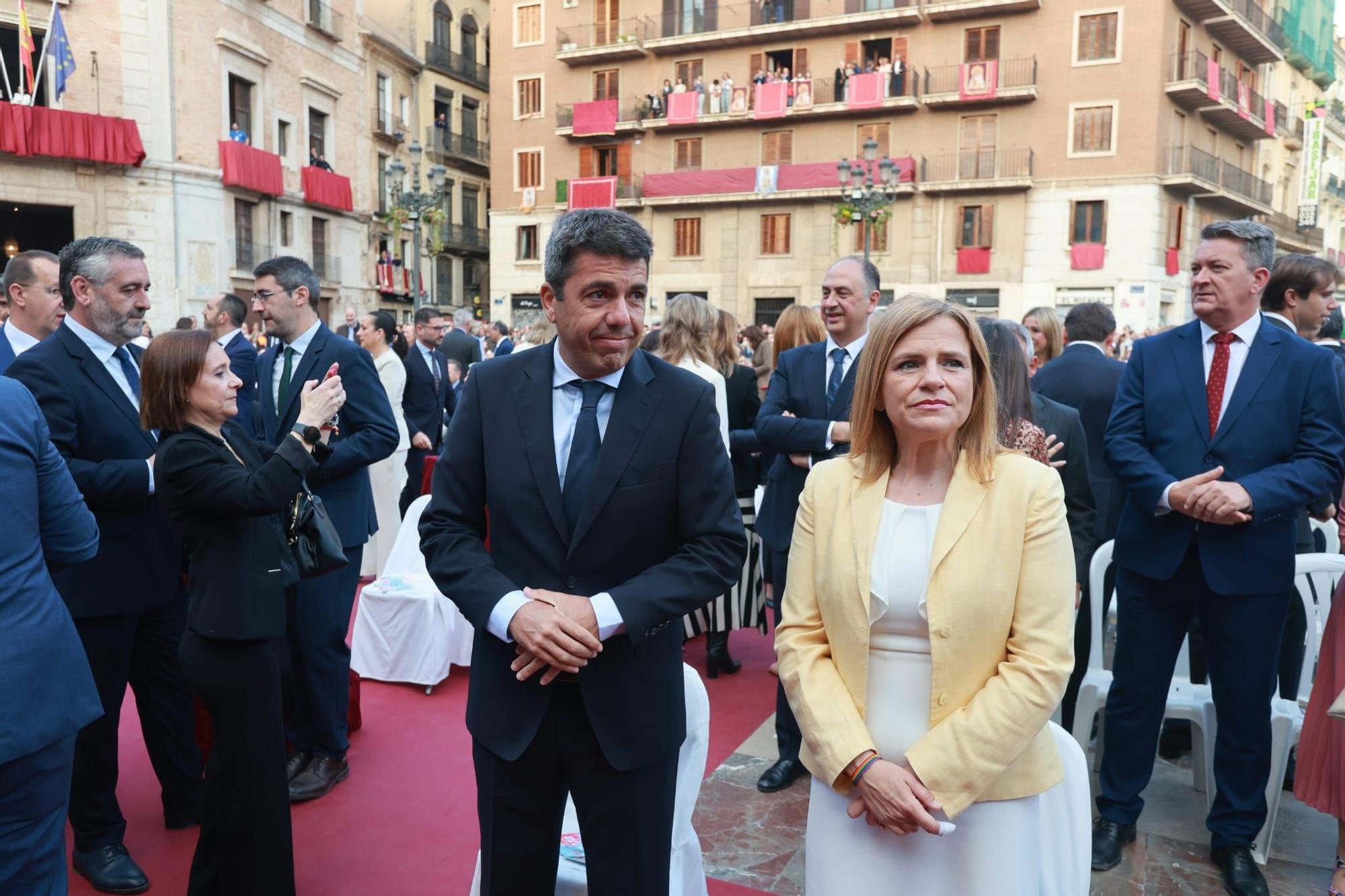 Todas las fotos de la Missa d'Infants en la plaza de la Virgen