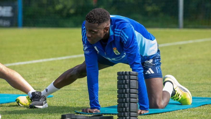El primer gol fue en los despachos: así logró el Oviedo contar con Rahim en plenas fechas FIFA
