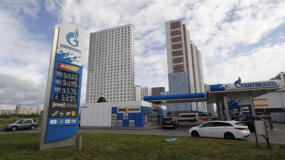 Una gasolinera Gazpromneft en San Petersburgo.