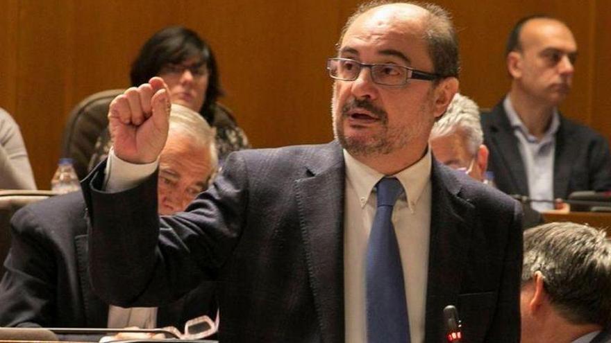 Lambán pide a Rajoy que no colabore en el &quot;objetivo trasvasista&quot; catalán