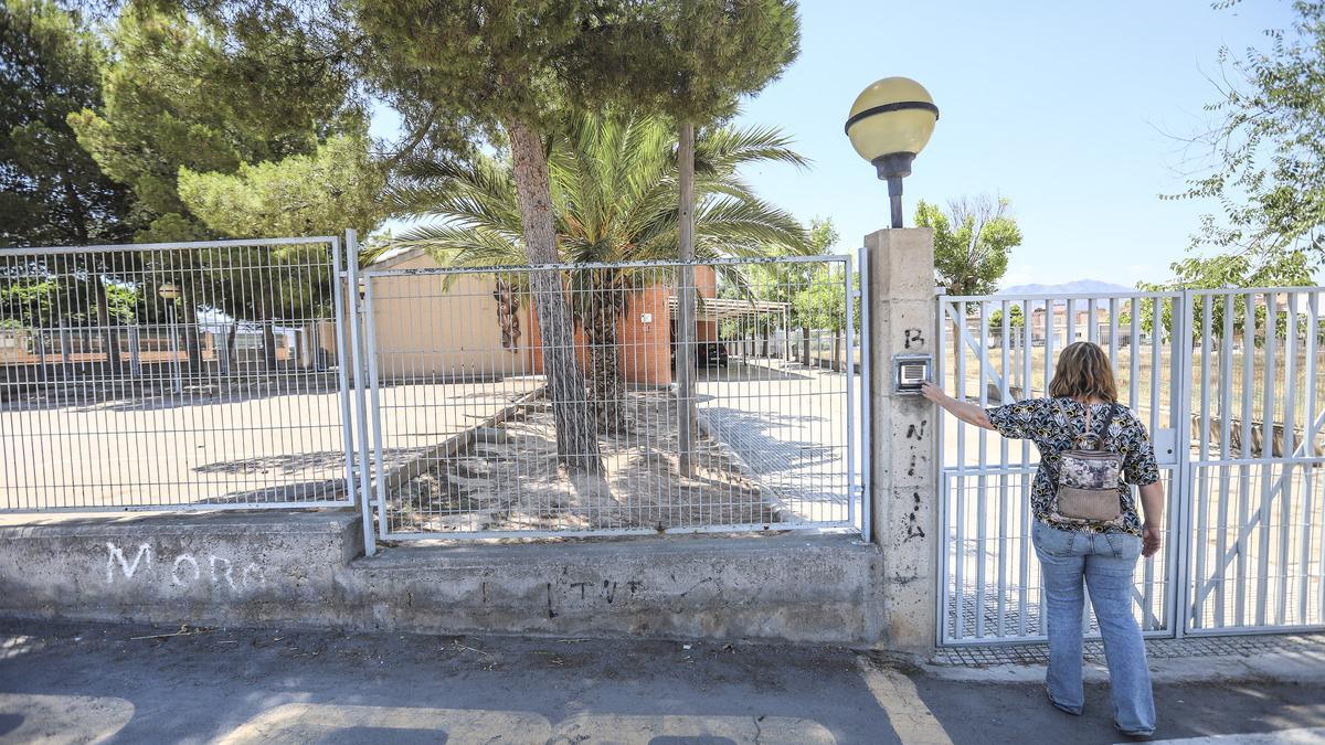 Colegio público Ismael García, en la pedanía oriolana de La Murada