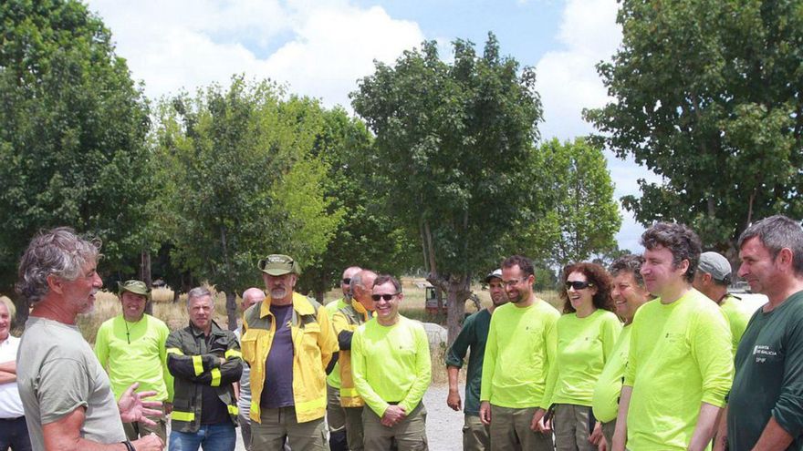 Curso para bomberos forestales en Toén. |  Iñaki Osorio