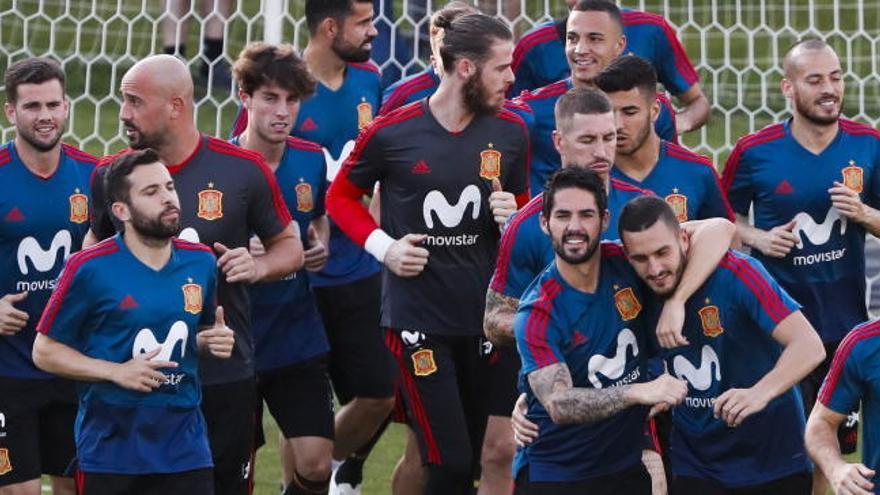 Último entrenamiento de España antes de viajar a Moscú