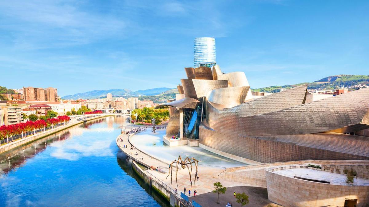 Una escapada perfecta en la ciudad más grande del Pais Vasco donde podrás disfrutar de su cultura y gastronomía