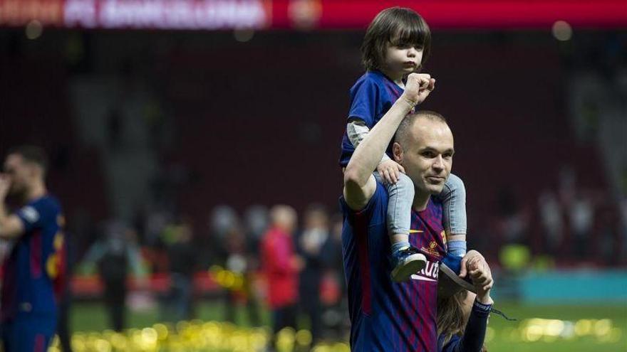 Pasillo mundial a Iniesta