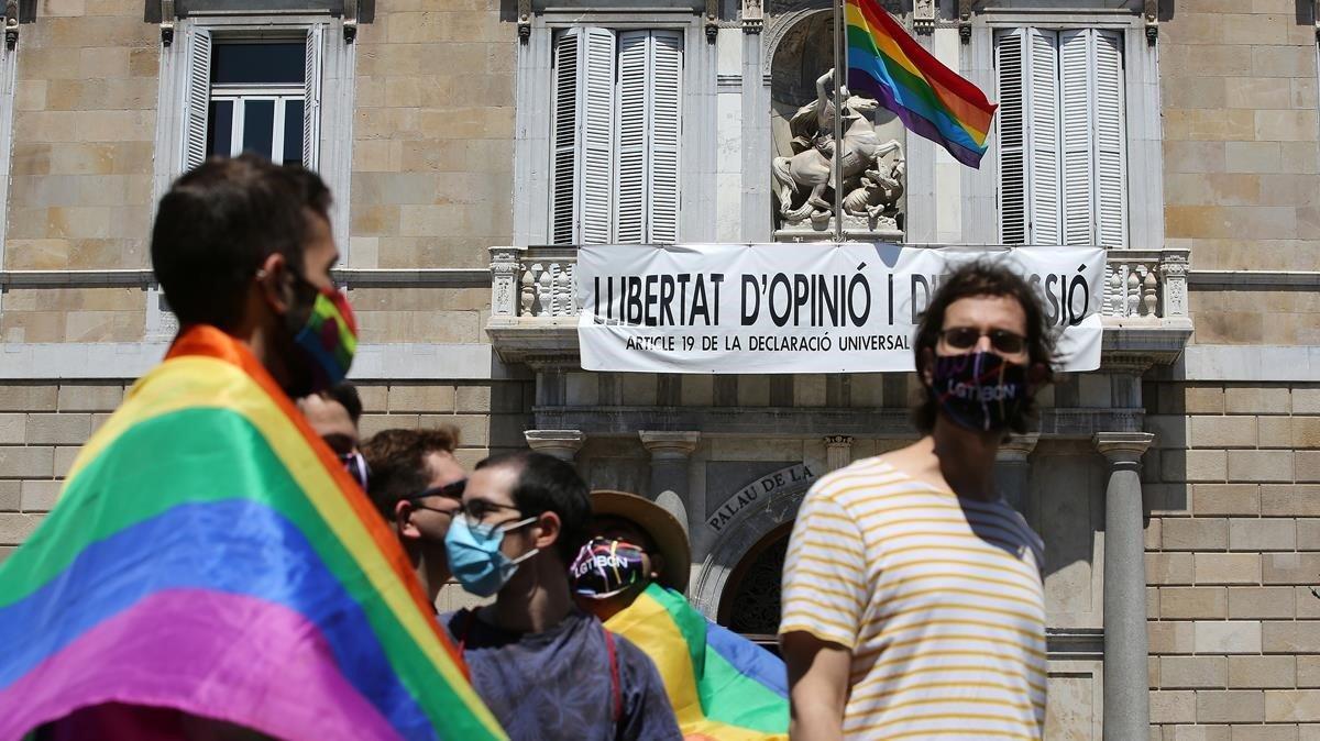 Actos de la celebración del Día del Orgullo en la Plaça Sant Jaume