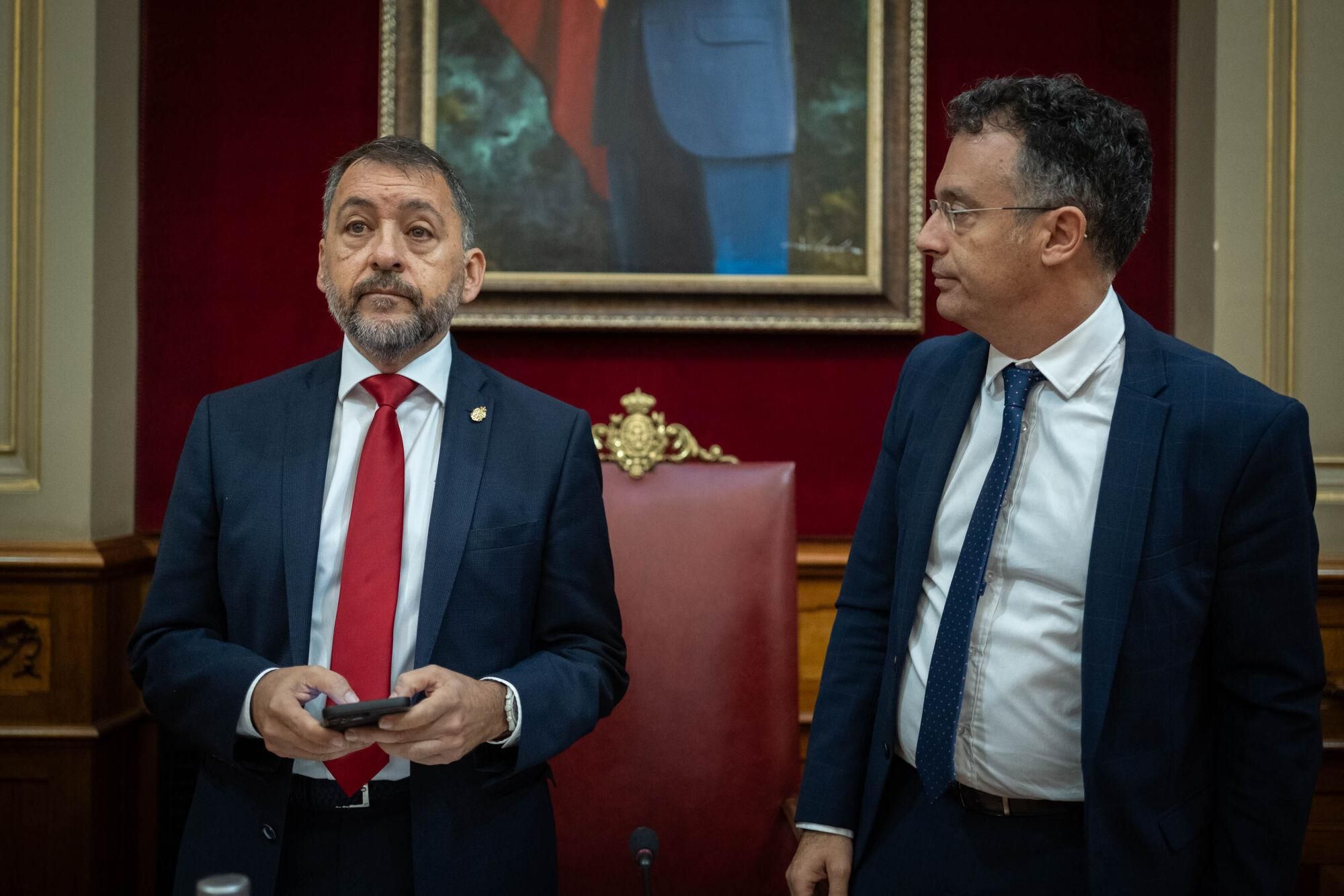Pleno del Ayuntamiento de Santa Cruz 