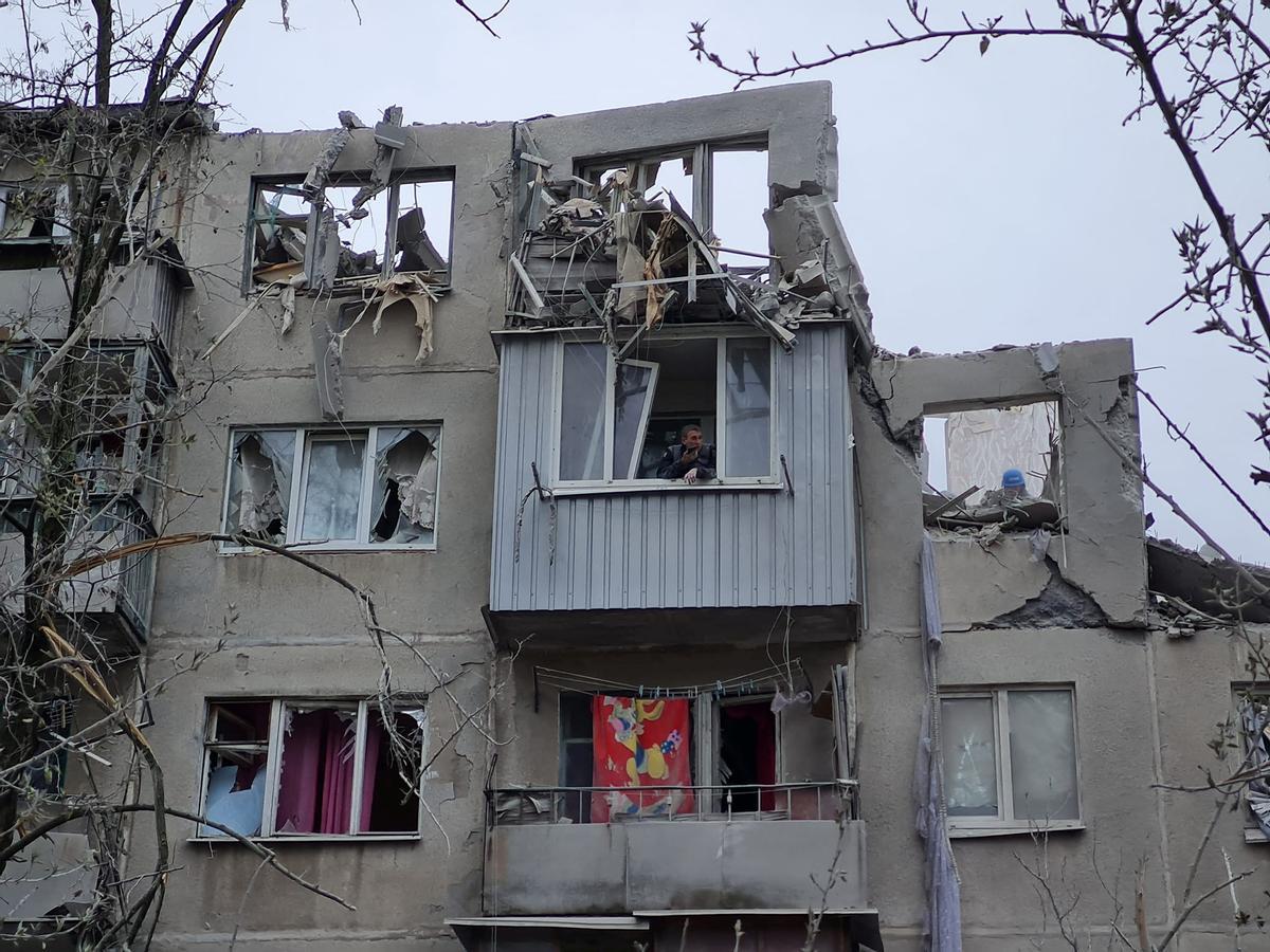 Nueve muertos y más de 20 heridos tras un bombardeo ruso en Sloviansk, en Donetsk.