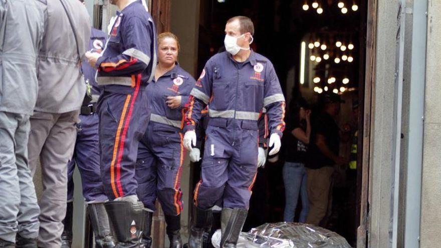 Un hombre mata a cuatro personas en una catedral y luego se suicida