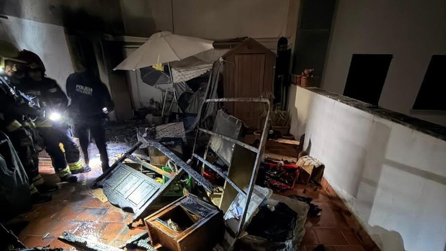 Vivienda afectada por el incendio.