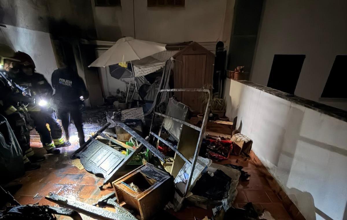 Vivienda afectada por el incendio doméstico en Alcúdia.