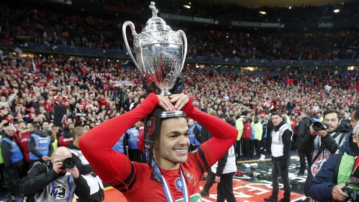 Ben Arfa celebra la Copa del Rennes ante su exPSG