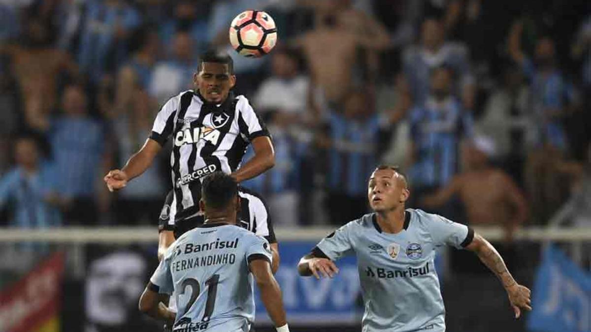 Botafogo y Gremio empataron en la Copa Libertadores