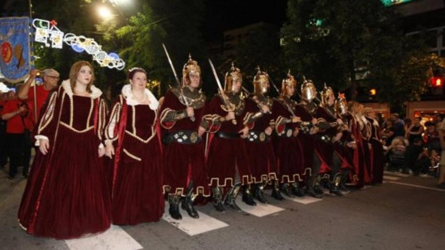 Desfile de Moros y Cristianos en Murcia