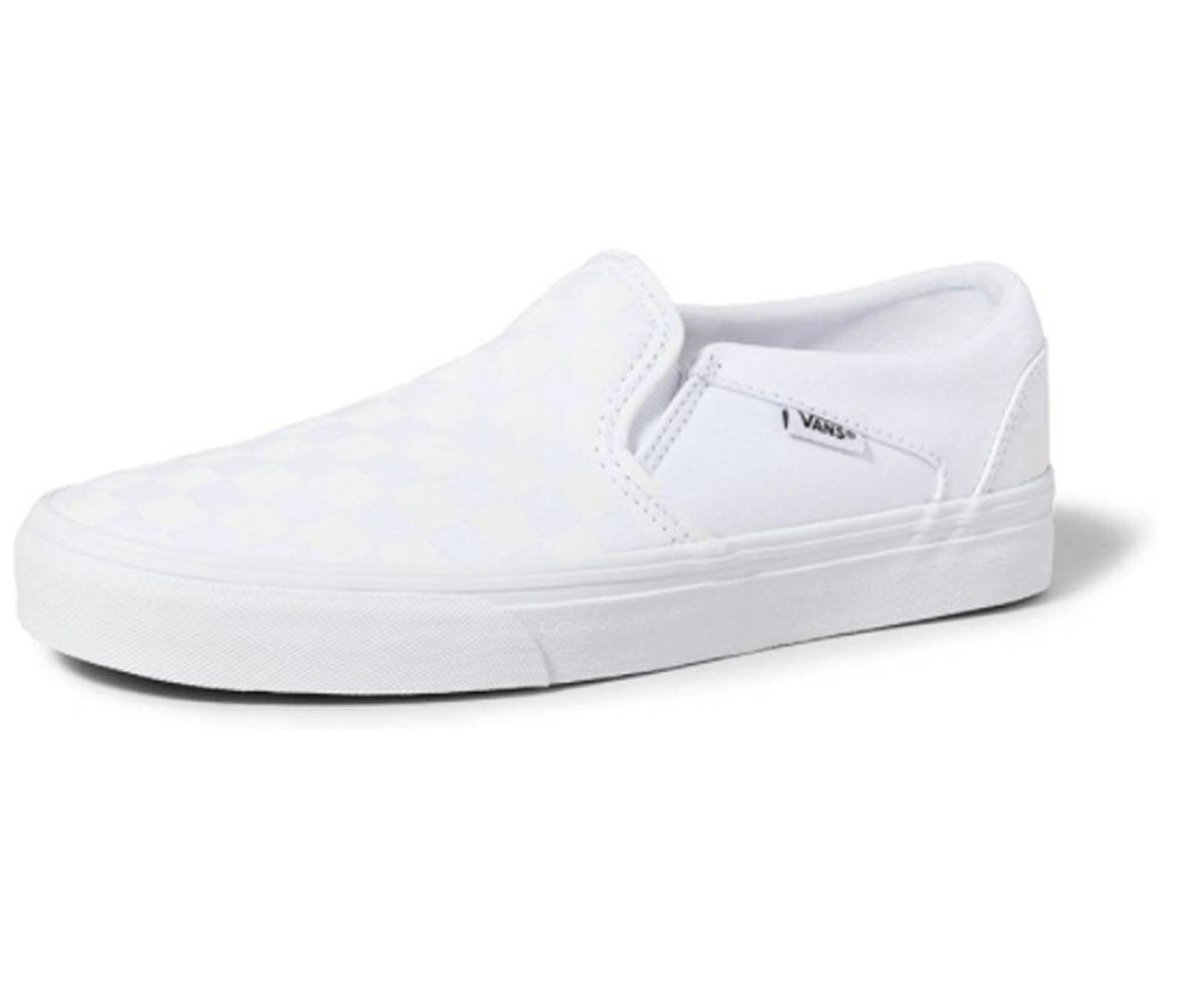 Zapatillas Vans blancas (precio: 60 euros)